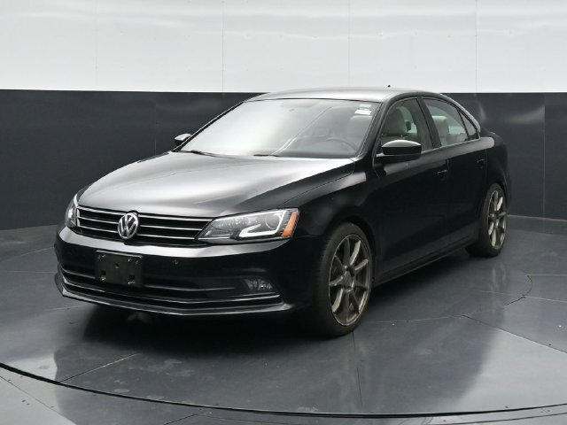 Used 2016 Volkswagen Jetta Sport w/ Lighting Package FWD image 5