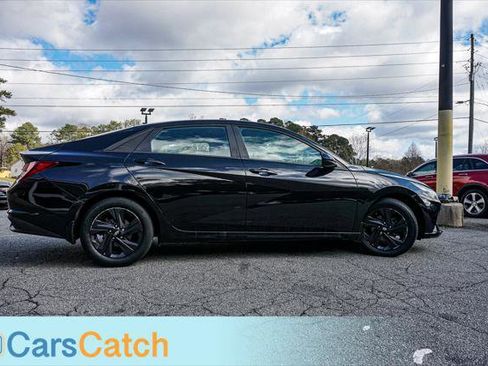 Used 2022 Hyundai Elantra SEL w/ Convenience Package image 2