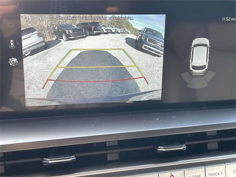 New 2025 Kia Telluride S image 4