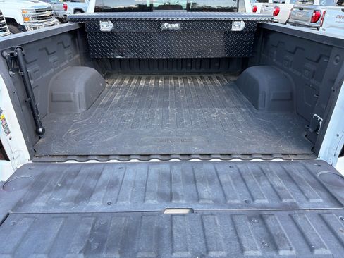 Used 2023 GMC Sierra 1500 Denali Ultimate AWD/4WD image 8