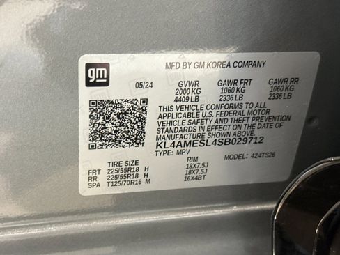 Used 2025 Buick Encore GX Sport Touring w/ Comfort Package image 16