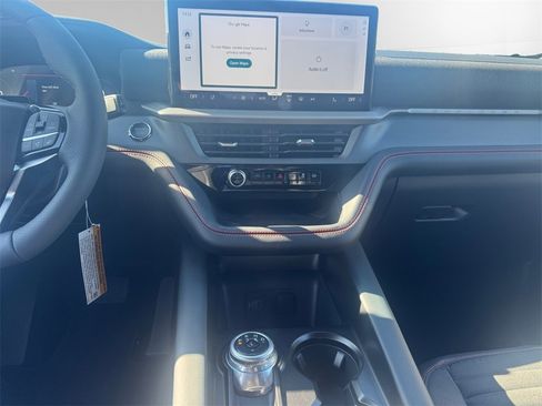 New 2026 Ford Explorer ST-Line w/ ST-Line Street Pack image 12