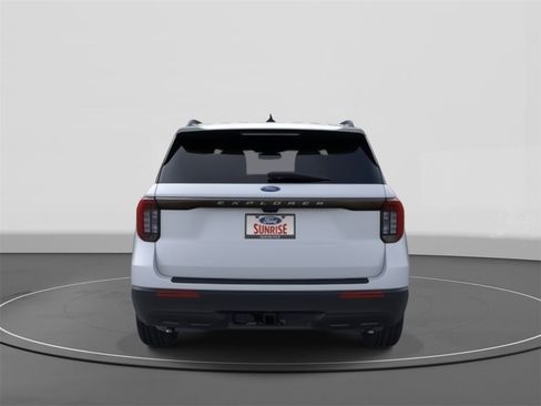 New 2026 Ford Explorer Active image 5