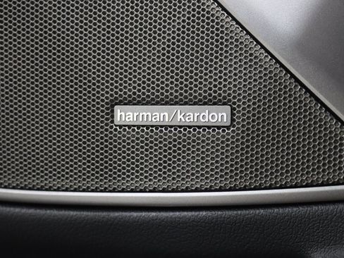 Used 2022 BMW M3 Competition w/ Executive Package image 37