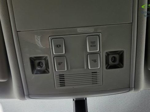 Used 2019 Volkswagen e-Golf SE w/ Driver Assistance Package FWD image 71