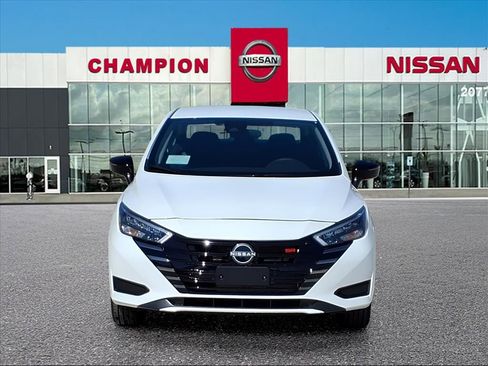 New 2025 Nissan Versa SR w/ Trunk Package image 2