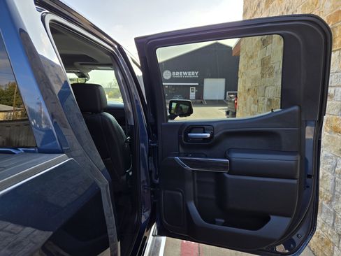 Used 2021 Chevrolet Silverado 1500 LTZ w/ LTZ Premium Texas Edition image 9