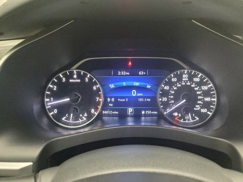 Used 2016 Nissan Murano SV AWD/4WD image 23
