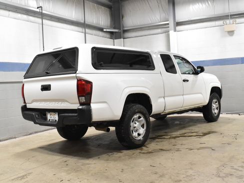 Used 2019 Toyota Tacoma SR image 23