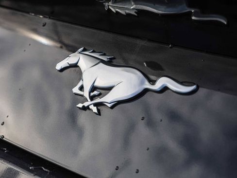 Used 2024 Ford Mustang Convertible image 25