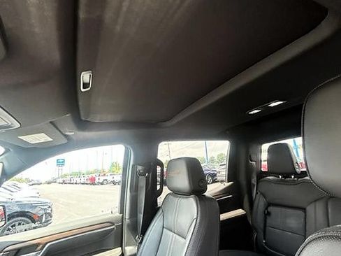 Used 2022 Chevrolet Silverado 1500 High Country w/ Max Trailering Package AWD/4WD image 13