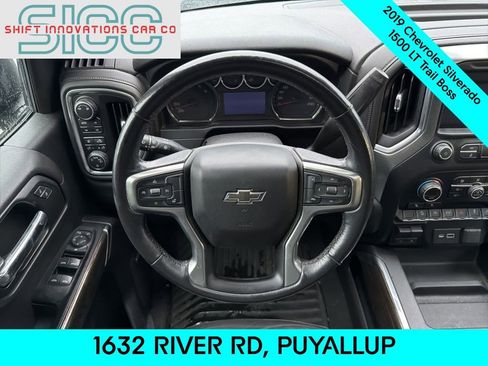Used 2019 Chevrolet Silverado 1500 LT Trail Boss image 3