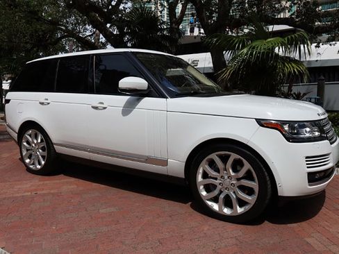 Used 2016 Land Rover Range Rover HSE AWD/4WD image 13