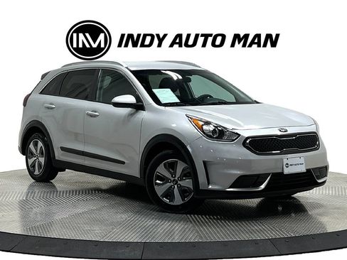 Used 2019 Kia Niro LX FWD image 2