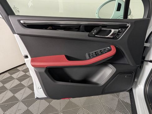 New 2026 Porsche Macan S AWD/4WD image 25