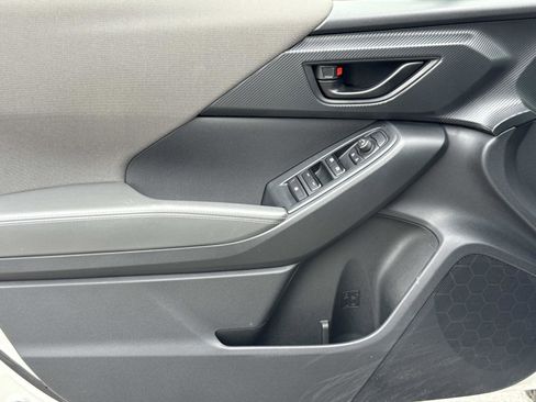 Used 2024 Subaru Crosstrek 2.0i Premium image 16