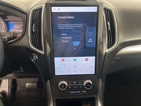 Used 2024 Ford Edge Titanium AWD/4WD image 19