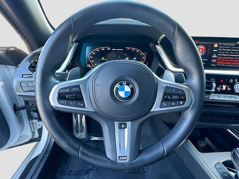 Used 2022 BMW Z4 M40i w/ Premium Package image 11