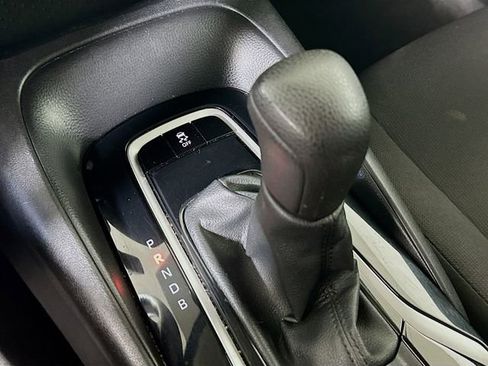 Used 2022 Toyota Corolla LE image 18