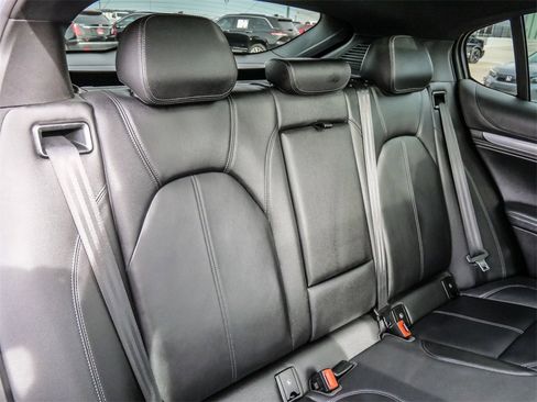 Used 2024 Alfa Romeo Stelvio Ti image 28