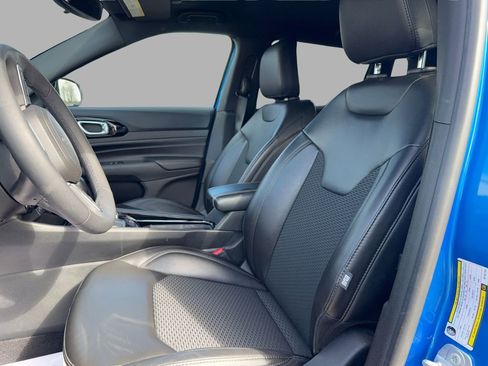 Used 2022 Jeep Compass Altitude image 8