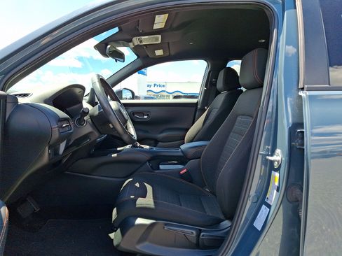 Used 2023 Honda HR-V Sport image 13