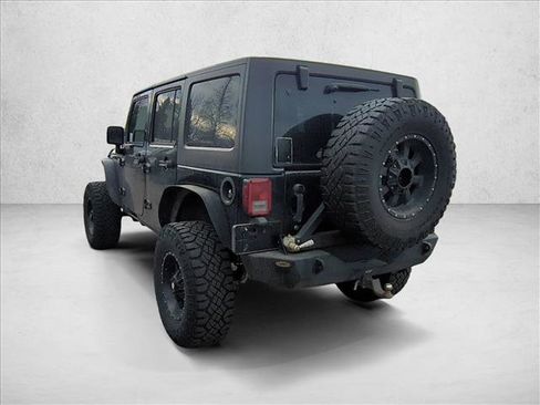 Used 2018 Jeep Wrangler Unlimited Sport w/ Connectivity Group image 7