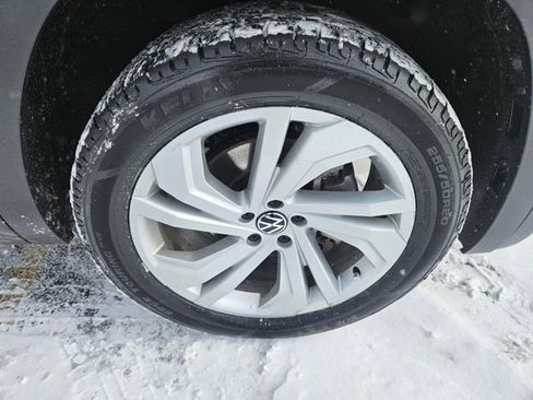 Used 2022 Volkswagen Atlas SE image 24