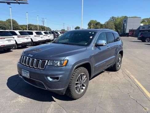 Used 2020 Jeep Grand Cherokee Limited AWD/4WD image 3