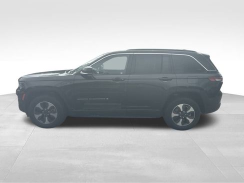 New 2024 Jeep Grand Cherokee Limited 4xe w/ Luxury Tech Group II AWD/4WD image 4