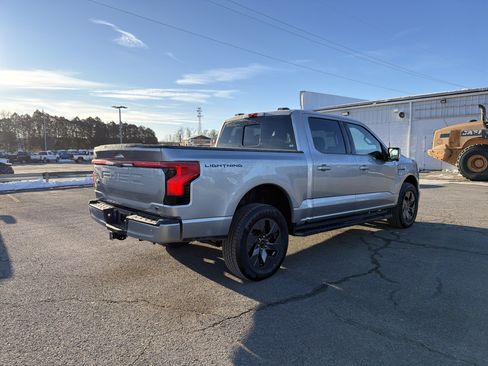 Used 2023 Ford F150 Lightning Lariat w/ Max Trailer Tow Package image 6
