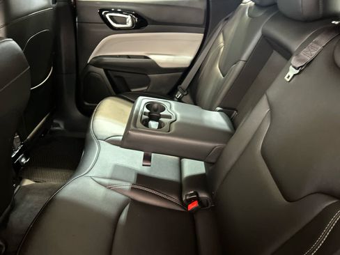 Used 2025 Jeep Compass Limited AWD/4WD image 9