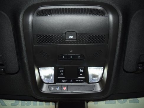 Used 2024 Cadillac XT5 Premium Luxury w/ Technology Package image 55