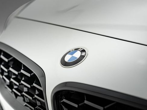 Used 2024 BMW Z4 M40i w/ Premium Package RWD image 39