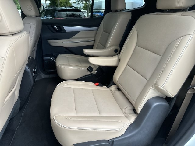 Used 2026 Buick Enclave Preferred FWD image 23