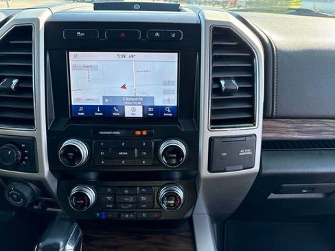 Used 2020 Ford F150 Lariat w/ Equipment Group 502A Luxury AWD/4WD image 11
