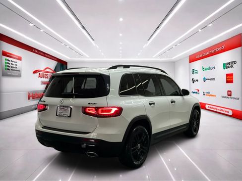 Used 2020 Mercedes-Benz GLB 250 4MATIC w/ Premium Package image 8