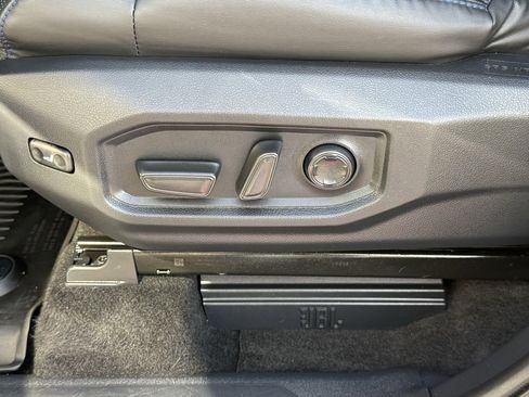 Used 2024 Toyota Tundra Platinum image 18