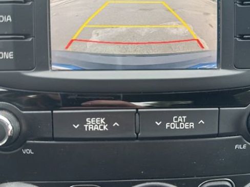 Used 2017 Kia Forte LX w/ LX Popular Package image 20