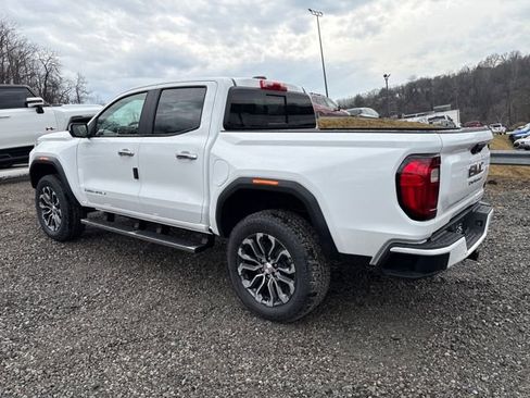 New 2026 GMC Canyon Denali image 3