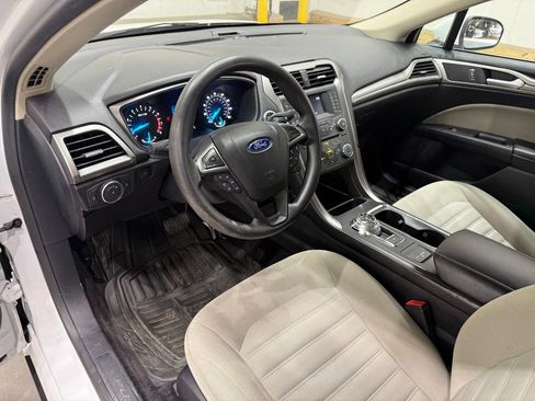 Used 2017 Ford Fusion S image 25