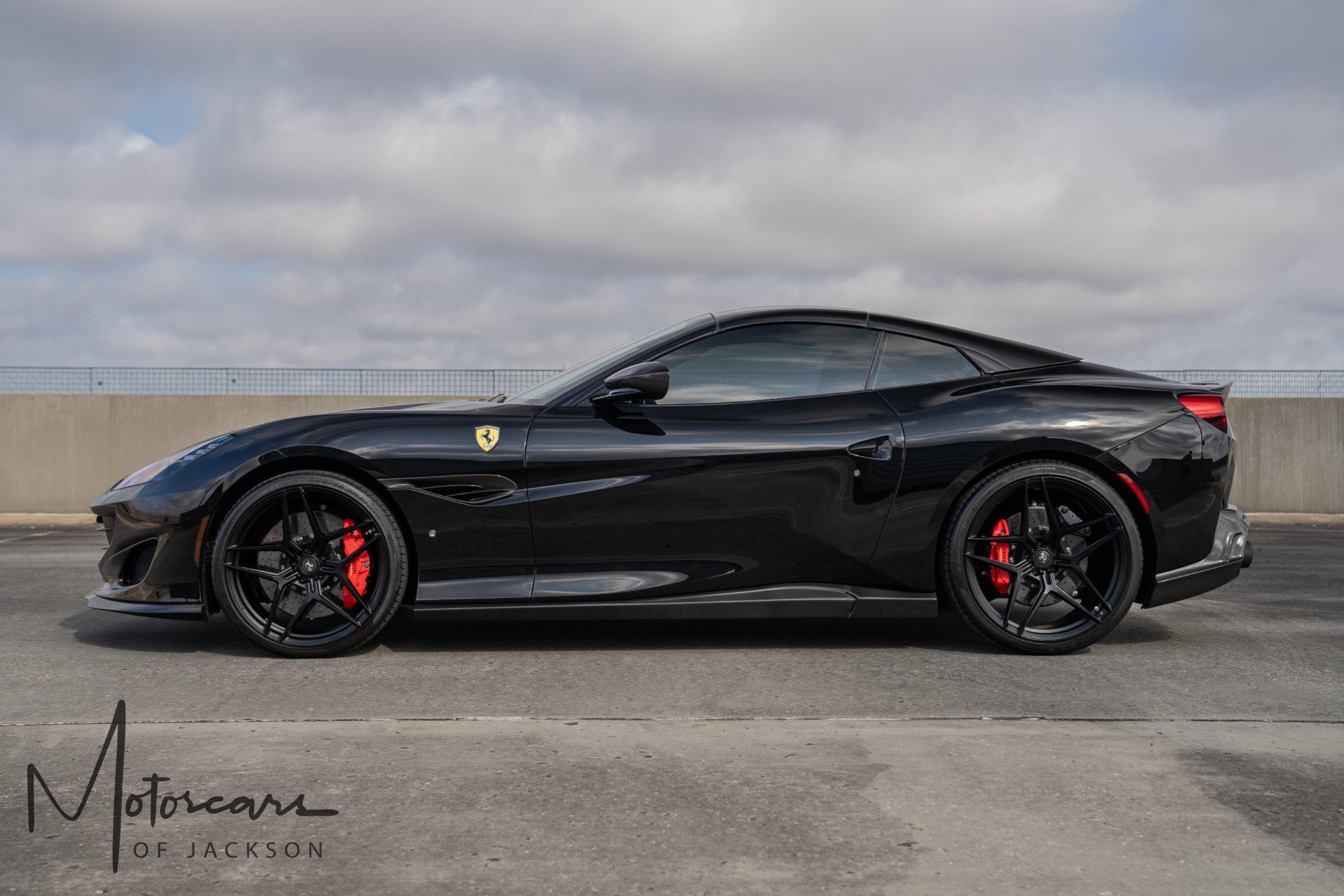 Used 2019 Ferrari Portofino RWD image 6