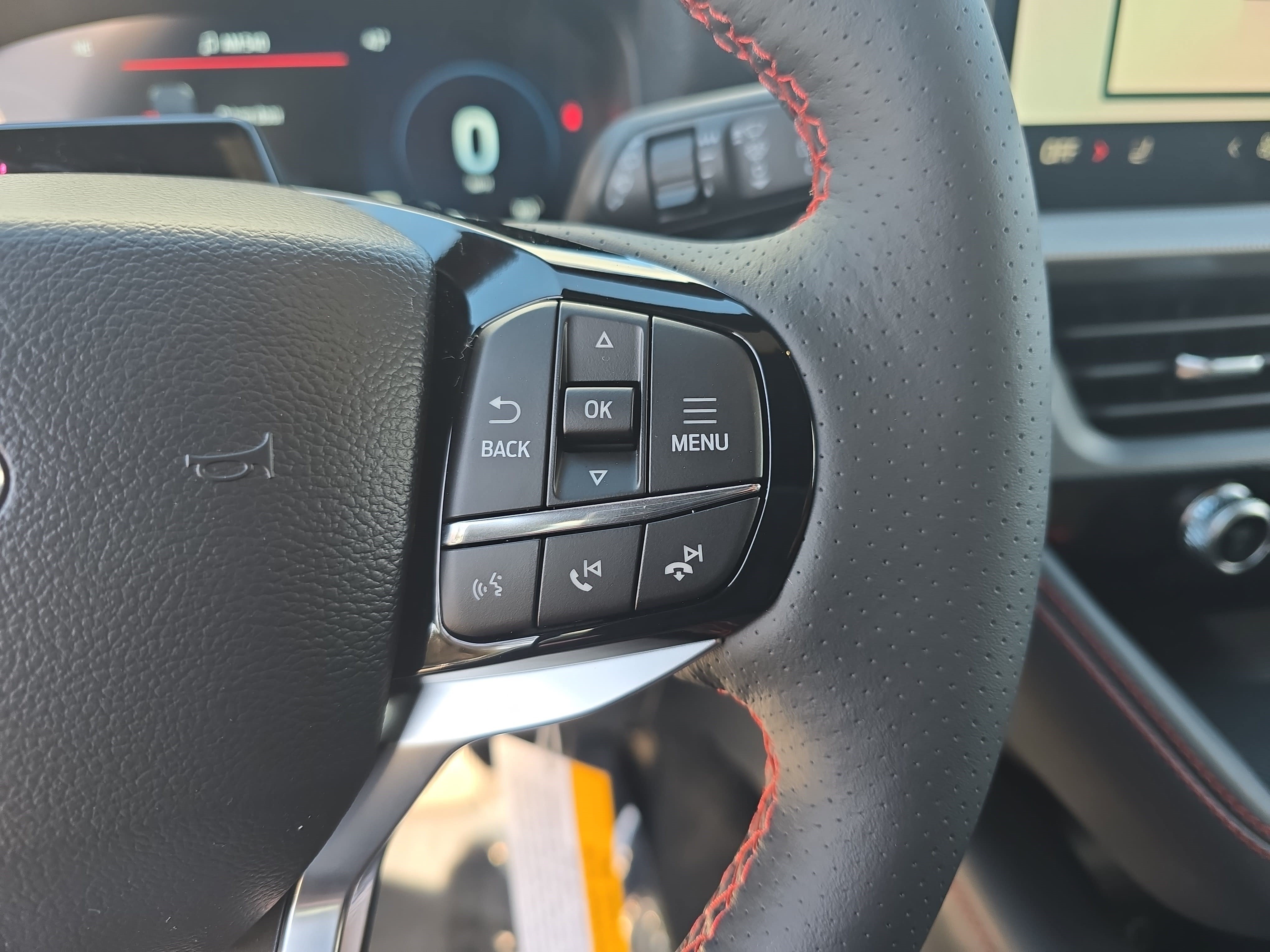New 2026 Ford Explorer ST-Line w/ ST-Line Street Pack AWD/4WD image 19