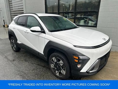Certified 2025 Hyundai Kona SEL AWD/4WD image 1