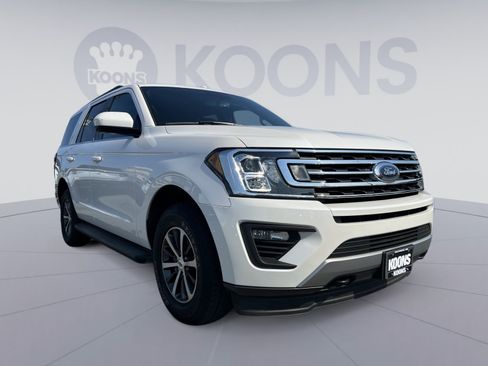 Used 2018 Ford Expedition XLT w/ Cargo Package AWD/4WD image 10