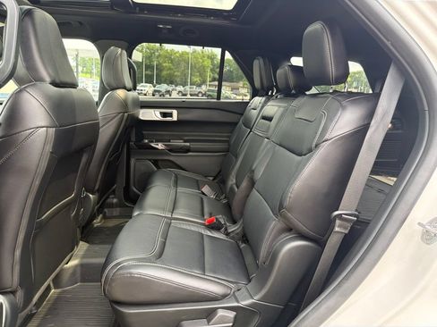 Used 2023 Ford Explorer ST w/ Technology Package AWD/4WD image 14