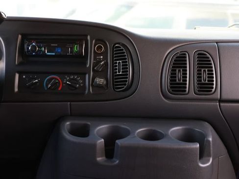 Used 2000 Dodge B3500 RWD image 39