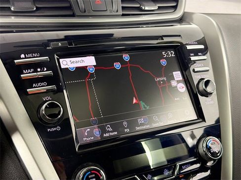 Used 2024 Nissan Murano SL image 13