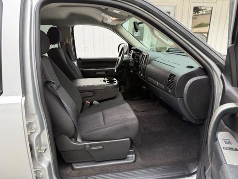 Used 2011 GMC Sierra 1500 SLE w/ Regional Value Package RWD image 12