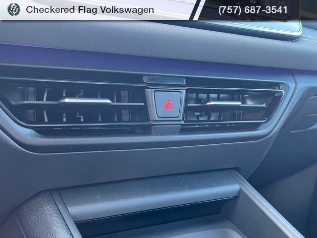 Used 2026 Volkswagen Tiguan SE R-Line AWD/4WD image 44